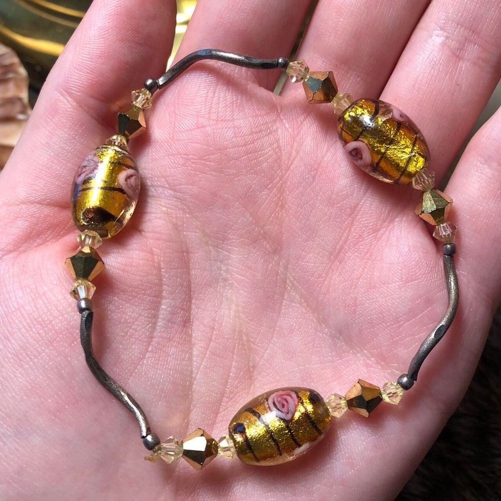 Cute vintage Italian wedding cake bead bracelet